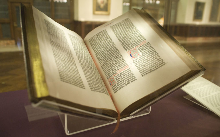 Gutenberg Bible Lenox Copy New York Public Library 2009 Pic 01